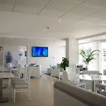 Josse Otel Antibes