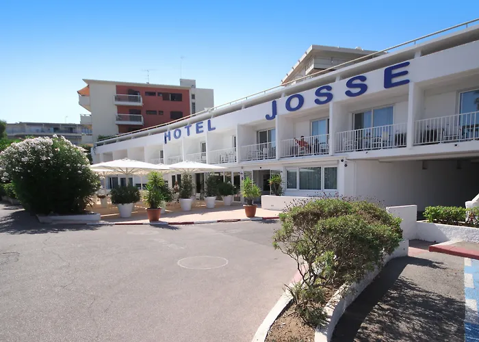 Josse Hotel